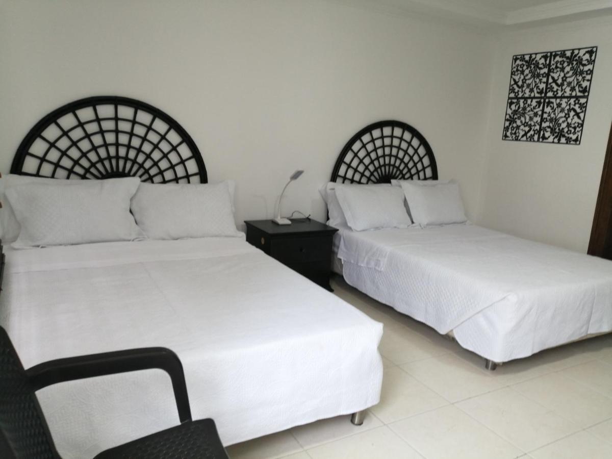 Hostal Mar Y Mar ซานอันเดรส ภายนอก รูปภาพ