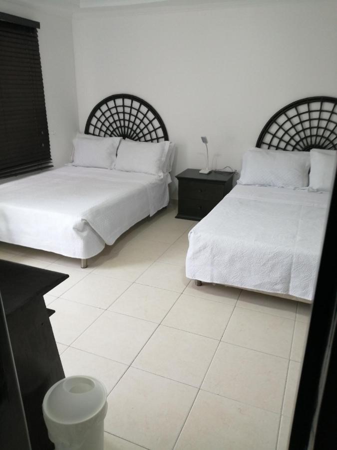 Hostal Mar Y Mar ซานอันเดรส ภายนอก รูปภาพ