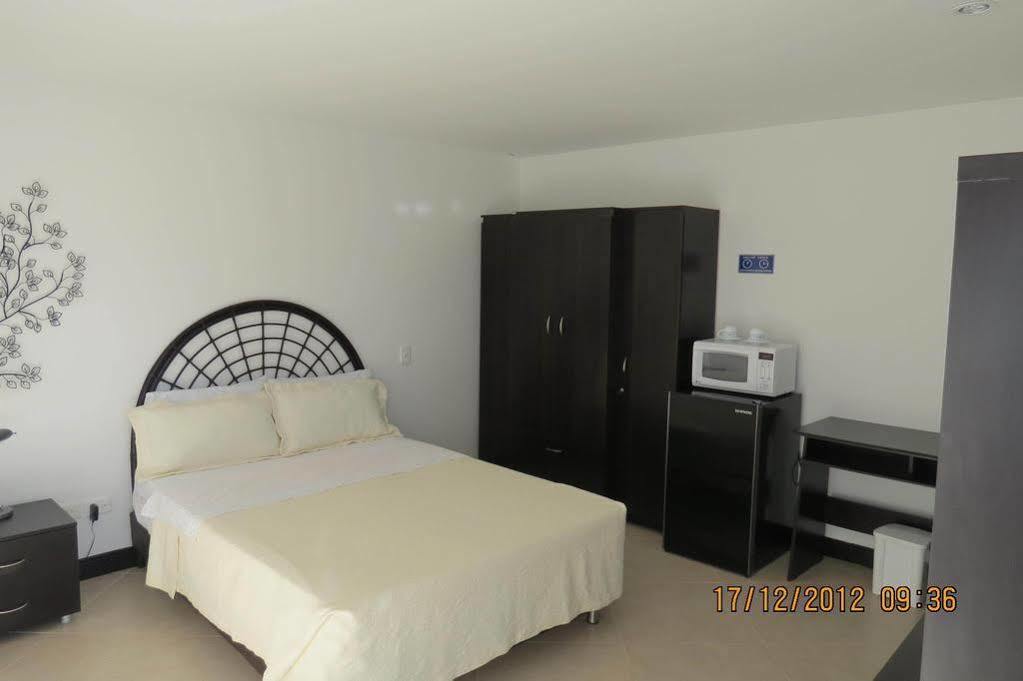 Hostal Mar Y Mar ซานอันเดรส ภายนอก รูปภาพ